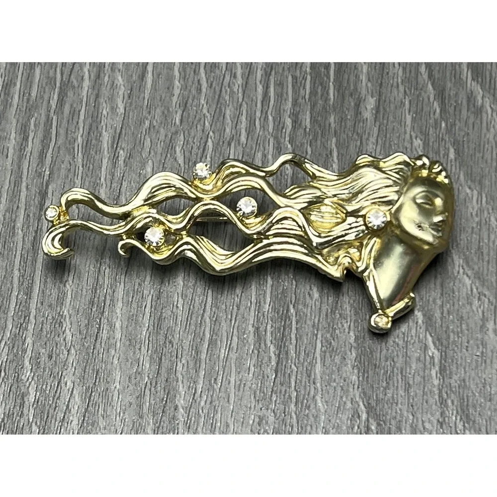 AJC Vintage Gold Tone Wavy Hair Woman Face Brooch Pin Clear‎ Rhinestones